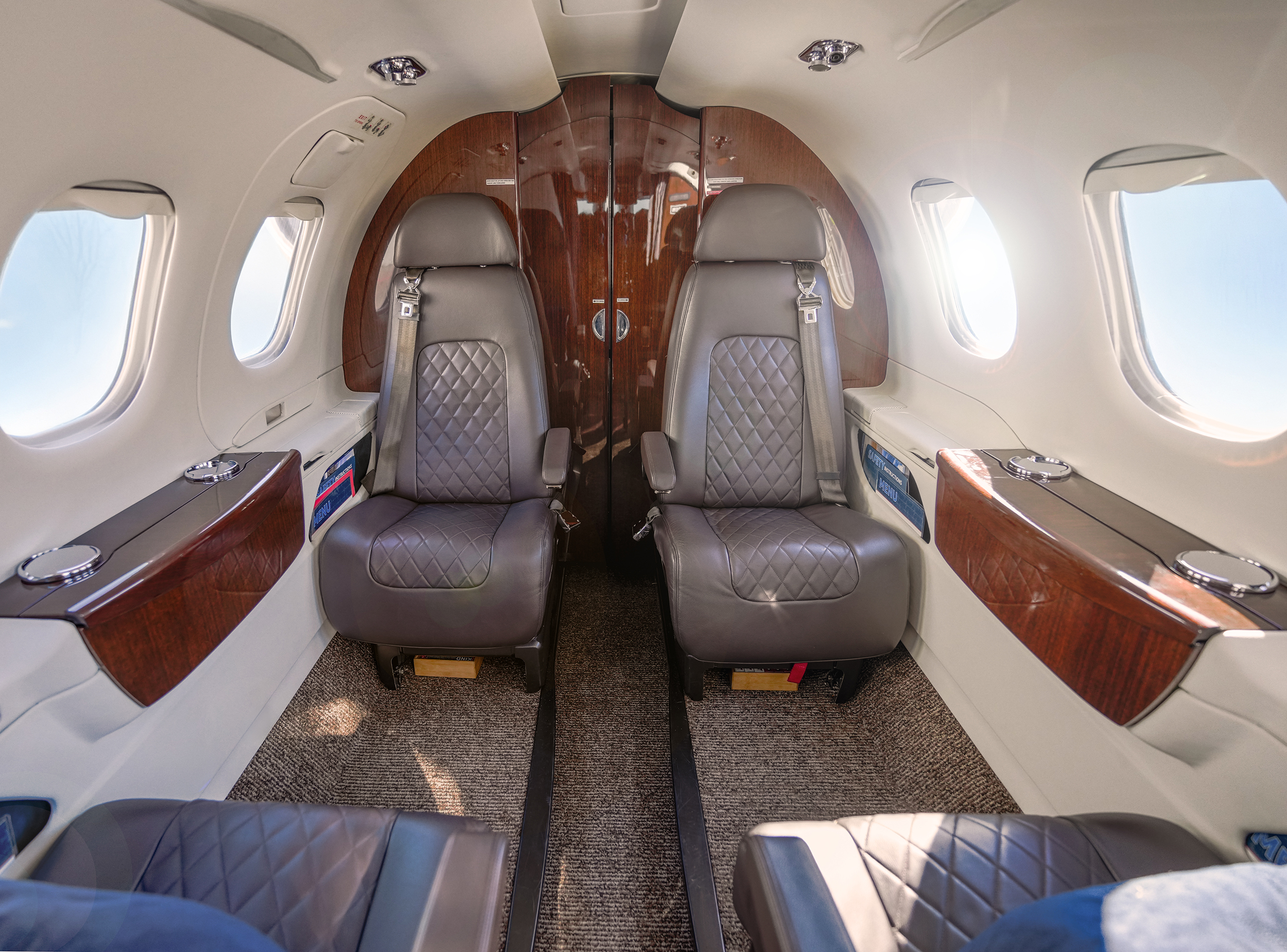 Phenom100-Interior-Brown-SM